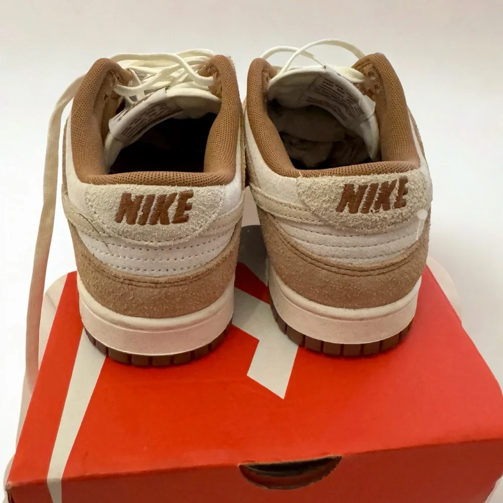 Curry Nike Dunks Low